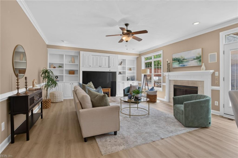 Photo 11 of 50 residential for sale in Chesapeake virginia