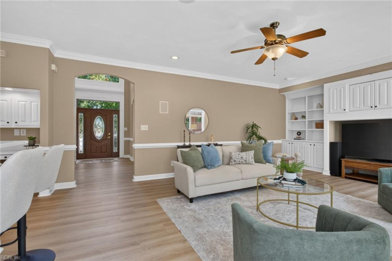Photo 13 of 50 residential for sale in Chesapeake virginia