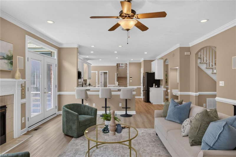 Photo 14 of 50 residential for sale in Chesapeake virginia