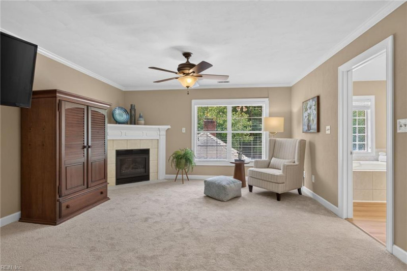 Photo 27 of 50 residential for sale in Chesapeake virginia