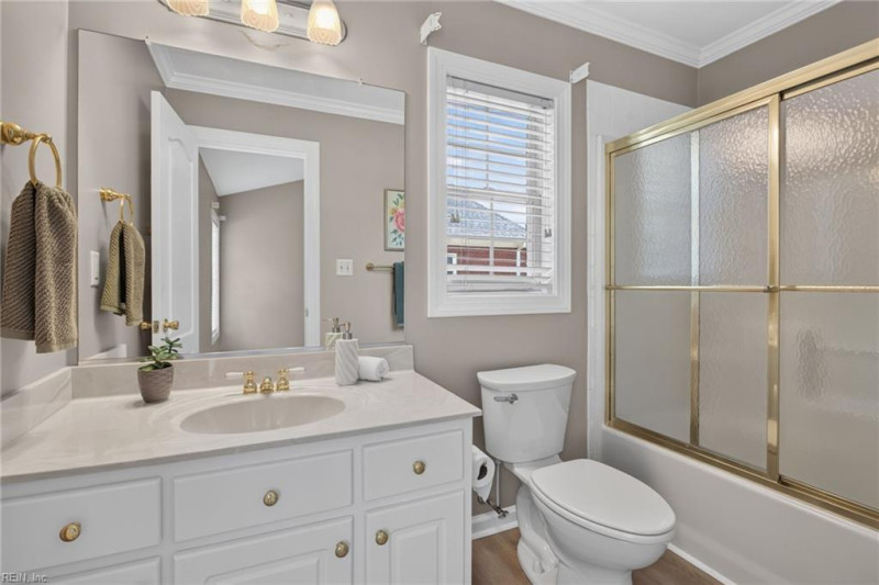 Photo 37 of 50 residential for sale in Chesapeake virginia