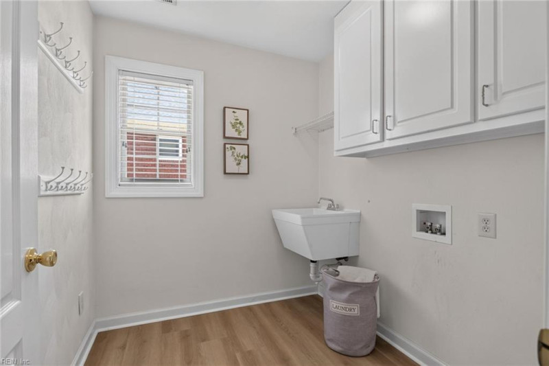 Photo 38 of 50 residential for sale in Chesapeake virginia