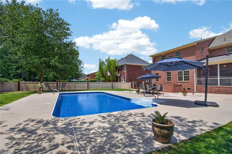 Photo 43 of 50 residential for sale in Chesapeake virginia