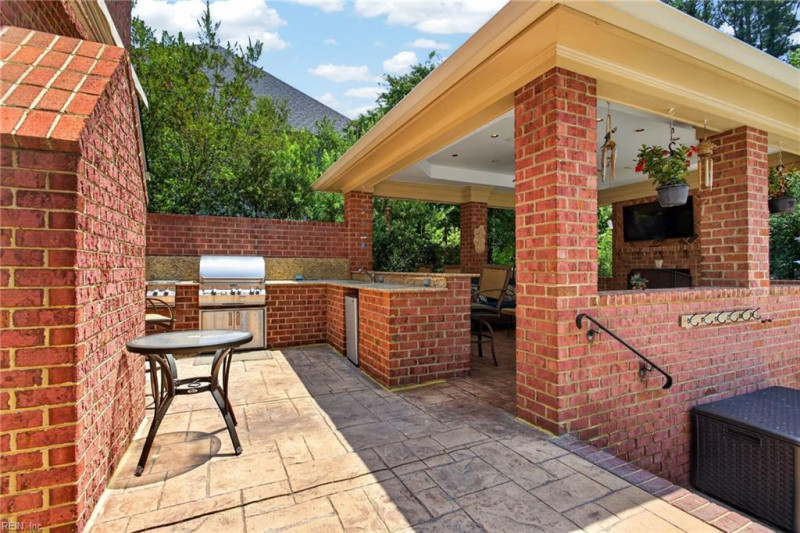 Photo 46 of 50 residential for sale in Chesapeake virginia