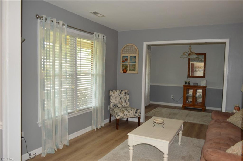 Photo 26 of 43 residential for sale in Chesapeake virginia