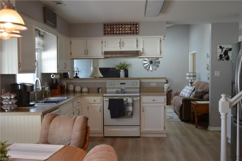 Photo 29 of 43 residential for sale in Chesapeake virginia