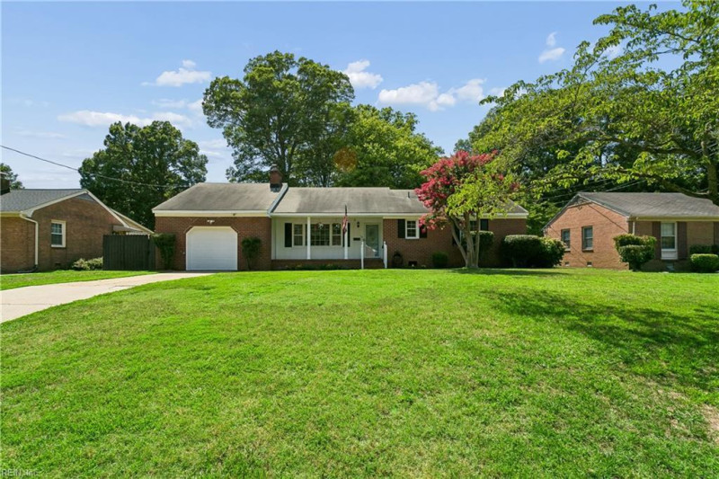 Photo 3 of 38 residential for sale in Newport News virginia Photo 3 of 38 residential for sale in Newport News virginia