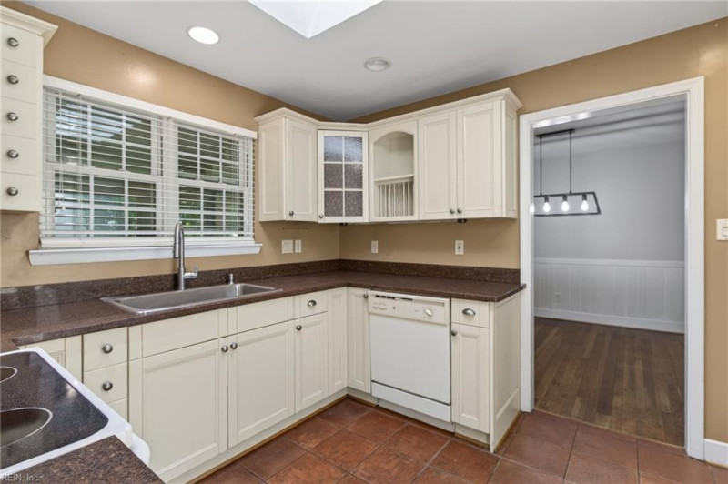 Photo 12 of 34 residential for sale in Portsmouth virginia Photo 12 of 34 residential for sale in Portsmouth virginia
