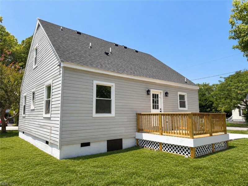 Photo 11 of 14 residential for sale in Norfolk virginia Photo 11 of 14 residential for sale in Norfolk virginia