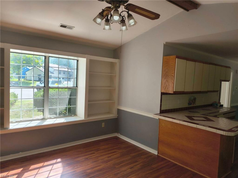Photo 3 of 11 residential for sale in Newport News virginia