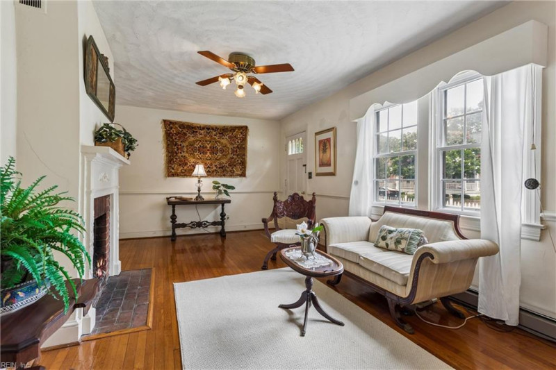 Photo 6 of 50 residential for sale in Williamsburg virginia Photo 6 of 50 residential for sale in Williamsburg virginia