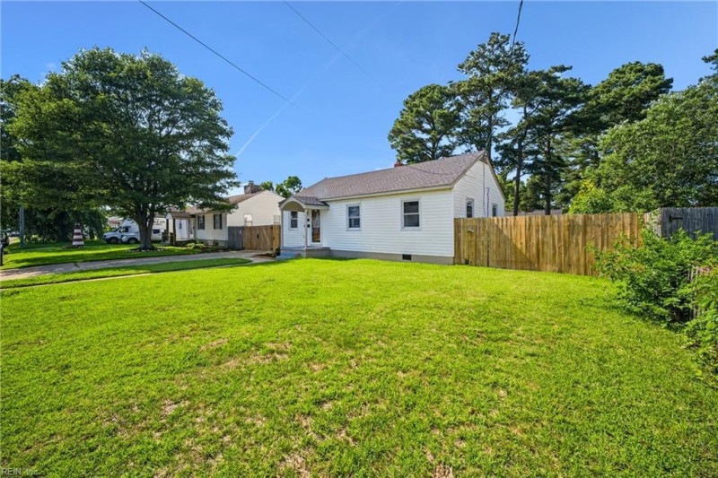 Photo 4 of 22 residential for sale in Portsmouth virginia Photo 4 of 22 residential for sale in Portsmouth virginia