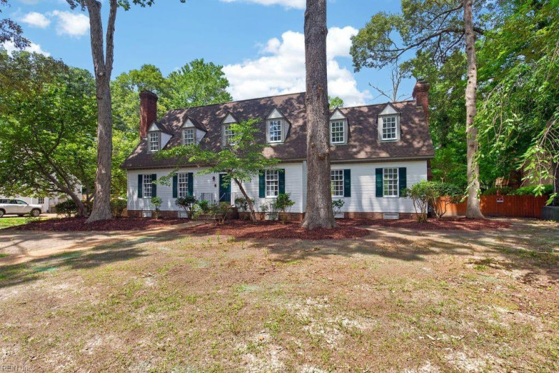 Photo 1 of 46 residential for sale in Virginia Beach virginia