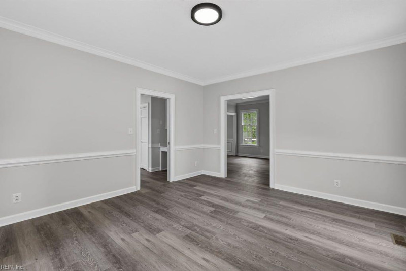 Photo 14 of 46 residential for sale in Virginia Beach virginia
