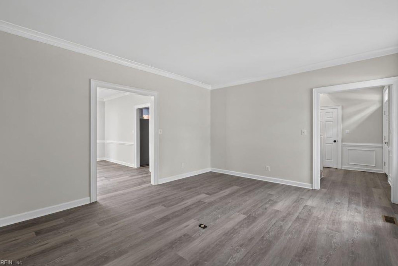 Photo 17 of 46 residential for sale in Virginia Beach virginia