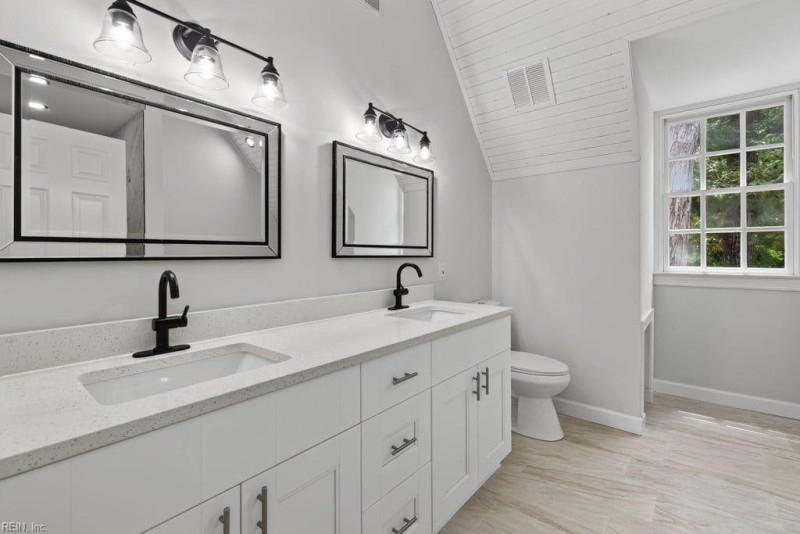 Photo 22 of 46 residential for sale in Virginia Beach virginia