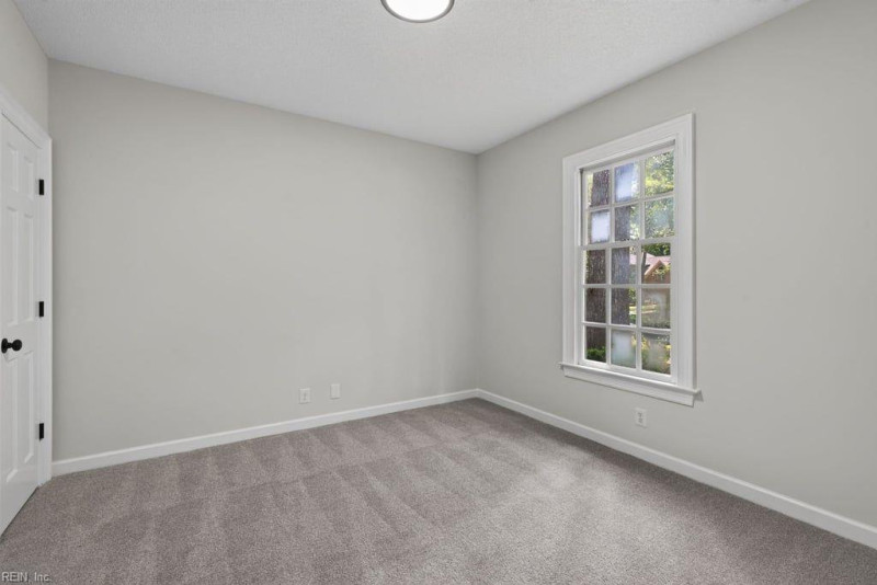 Photo 35 of 46 residential for sale in Virginia Beach virginia