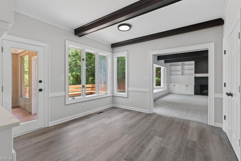 Photo 5 of 46 residential for sale in Virginia Beach virginia