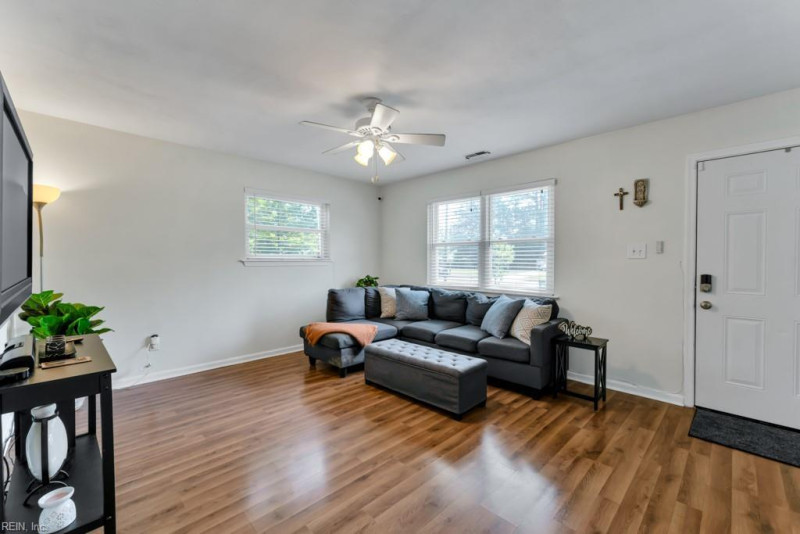 Photo 13 of 31 residential for sale in Norfolk virginia Photo 13 of 31 residential for sale in Norfolk virginia