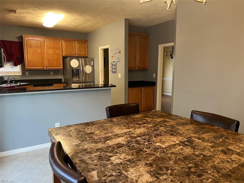 Photo 5 of 16 residential for sale in Virginia Beach virginia