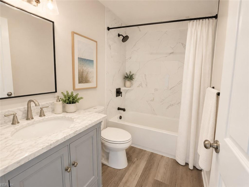 Photo 6 of 17 residential for sale in Chesapeake virginia Photo 6 of 17 residential for sale in Chesapeake virginia