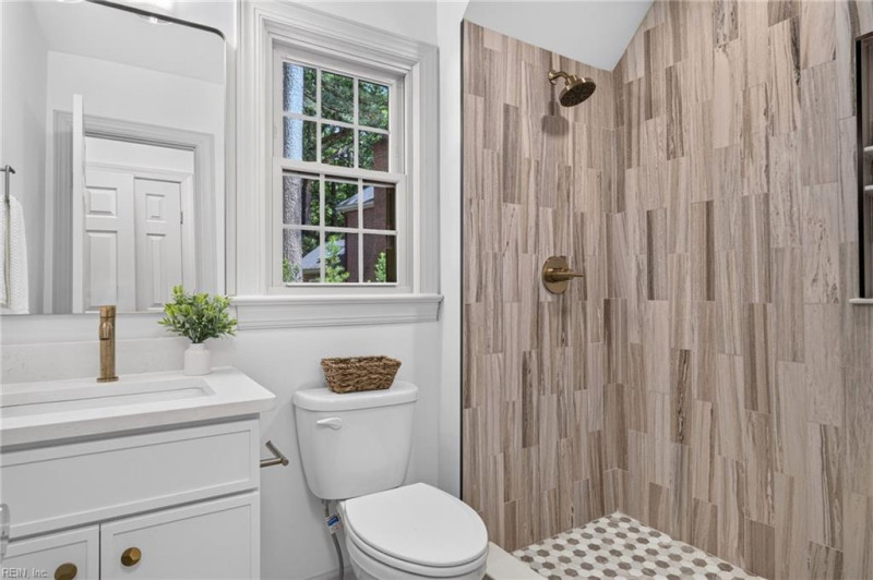 Photo 21 of 50 residential for sale in Virginia Beach virginia