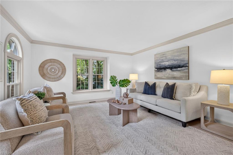 Photo 4 of 50 residential for sale in Virginia Beach virginia