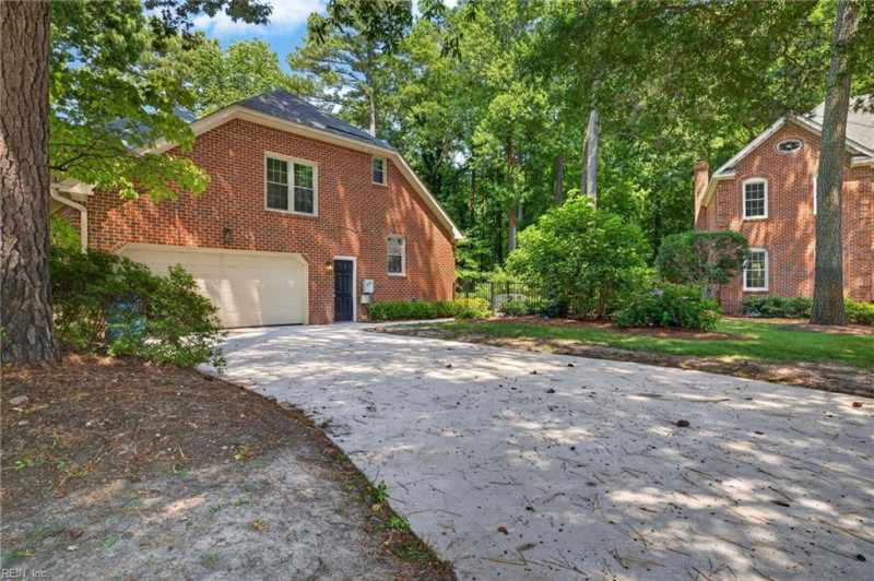 Photo 44 of 50 residential for sale in Virginia Beach virginia