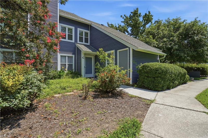 Photo 2 of 24 residential for sale in Newport News virginia