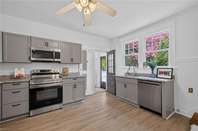 Photo 13 of 33 residential for sale in Norfolk virginia Photo 13 of 33 residential for sale in Norfolk virginia