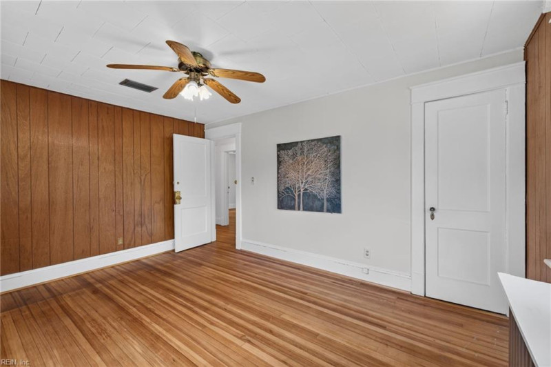Photo 23 of 33 residential for sale in Norfolk virginia Photo 23 of 33 residential for sale in Norfolk virginia