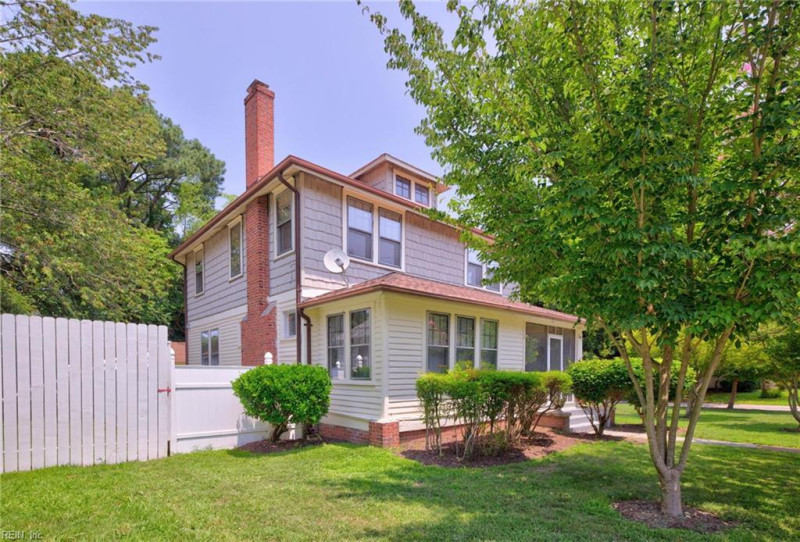 Photo 3 of 33 residential for sale in Norfolk virginia Photo 3 of 33 residential for sale in Norfolk virginia