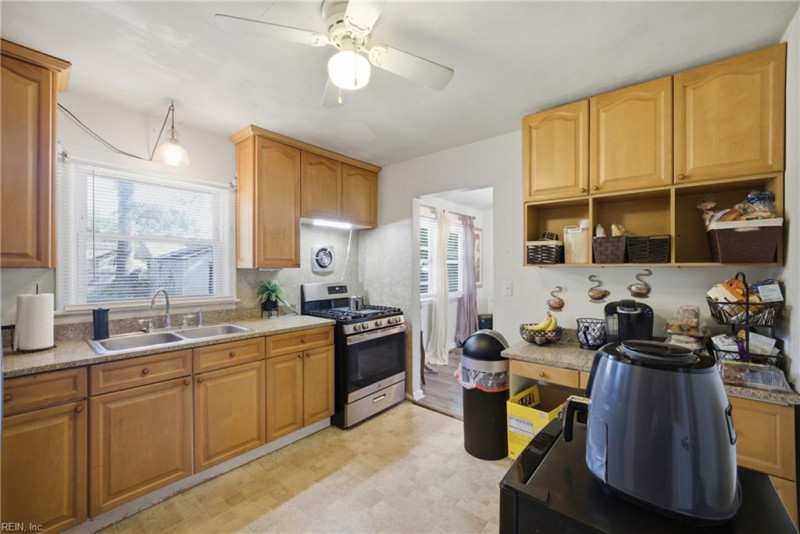 Photo 4 of 18 residential for sale in Norfolk virginia Photo 4 of 18 residential for sale in Norfolk virginia