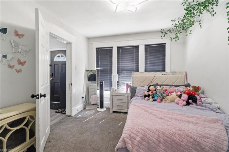 Photo 24 of 33 residential for sale in Norfolk virginia
