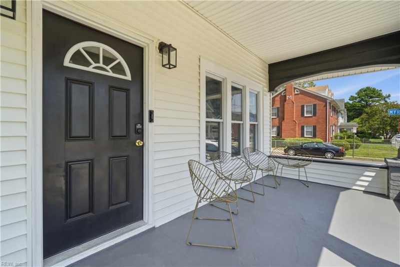 Photo 6 of 33 residential for sale in Norfolk virginia