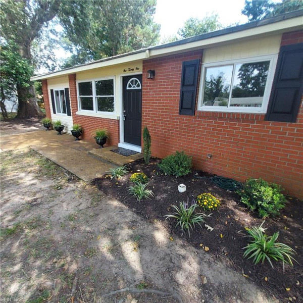 Photo 5 of 29 residential for sale in Hampton virginia Photo 5 of 29 residential for sale in Hampton virginia