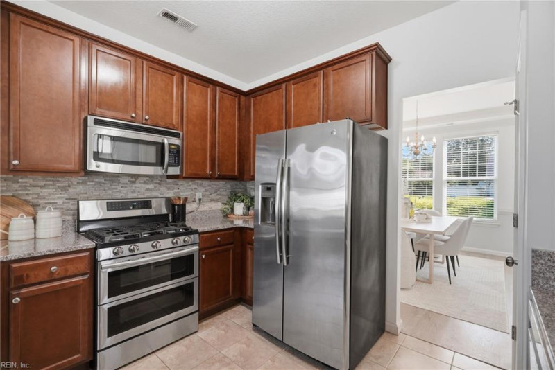 Photo 13 of 40 residential for sale in Chesapeake virginia Photo 13 of 40 residential for sale in Chesapeake virginia