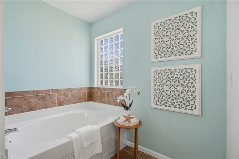 Photo 33 of 40 residential for sale in Chesapeake virginia Photo 33 of 40 residential for sale in Chesapeake virginia