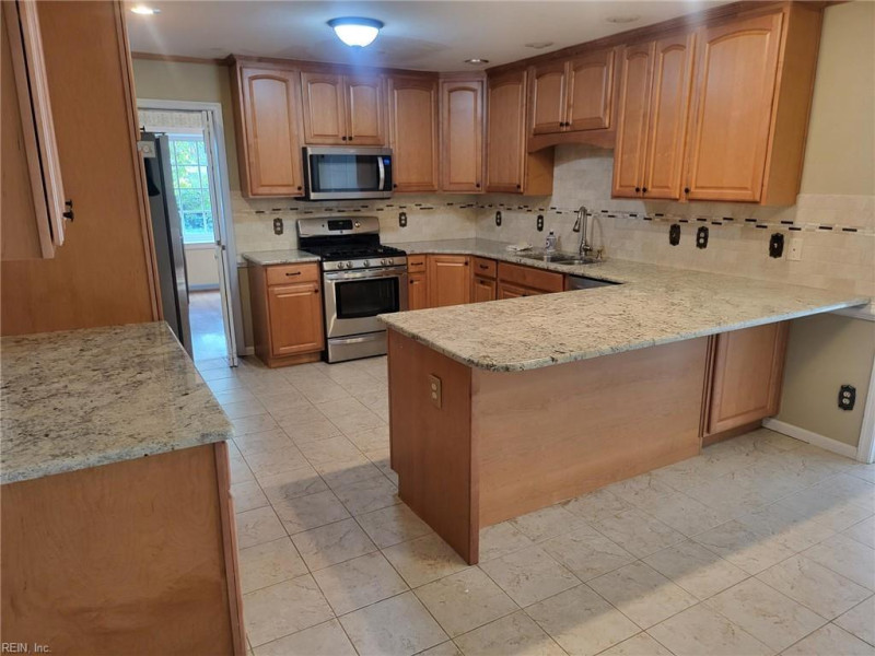Photo 21 of 49 residential for sale in Newport News virginia Photo 21 of 49 residential for sale in Newport News virginia