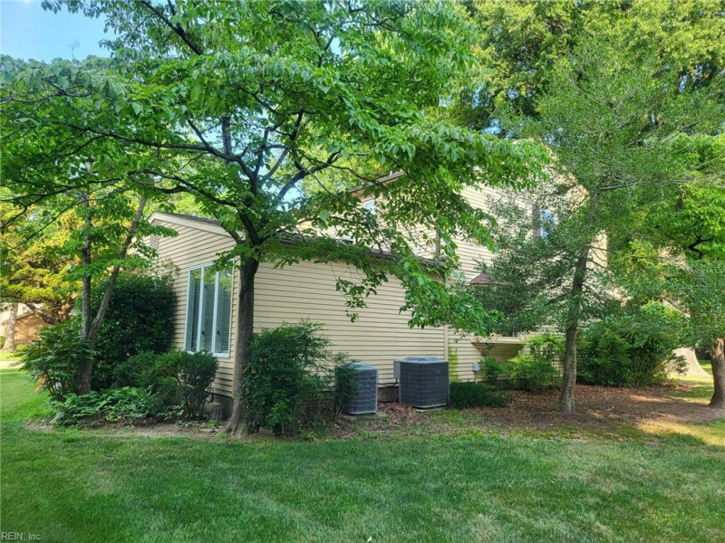 Photo 5 of 49 residential for sale in Newport News virginia Photo 5 of 49 residential for sale in Newport News virginia