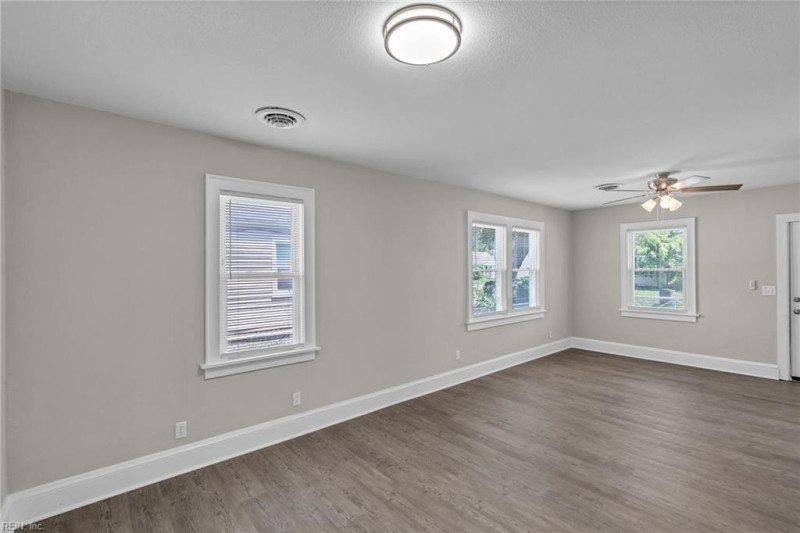 Photo 18 of 43 residential for sale in Norfolk virginia Photo 18 of 43 residential for sale in Norfolk virginia