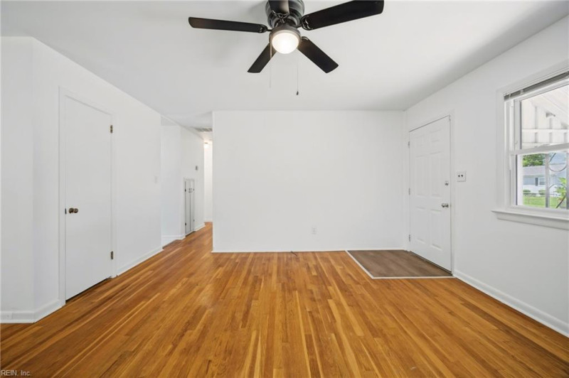 Photo 23 of 50 residential for sale in Newport News virginia
