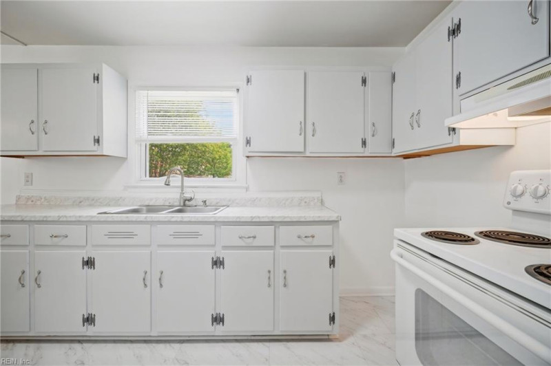 Photo 26 of 50 residential for sale in Newport News virginia