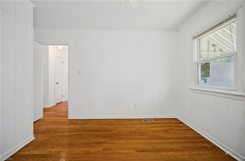 Photo 9 of 50 residential for sale in Newport News virginia