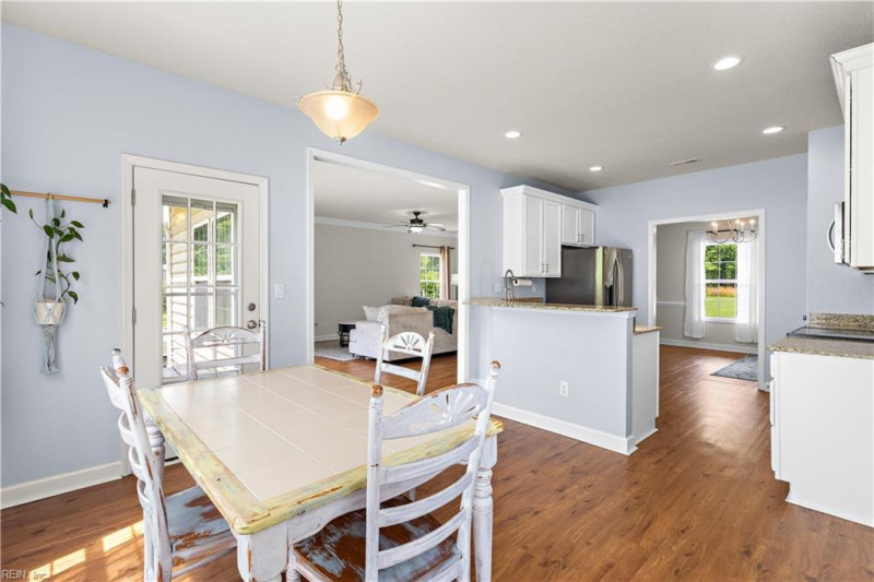 Photo 6 of 34 residential for sale in Chesapeake virginia Photo 6 of 34 residential for sale in Chesapeake virginia