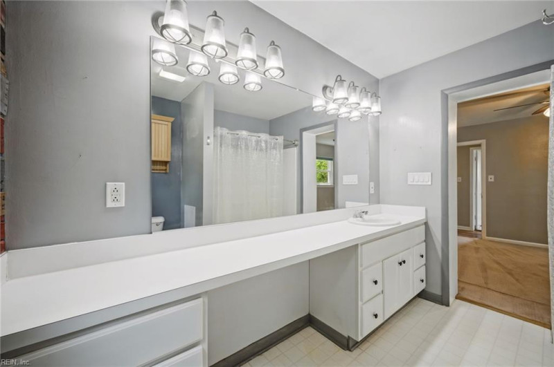 Photo 18 of 33 residential for sale in Norfolk virginia Photo 18 of 33 residential for sale in Norfolk virginia