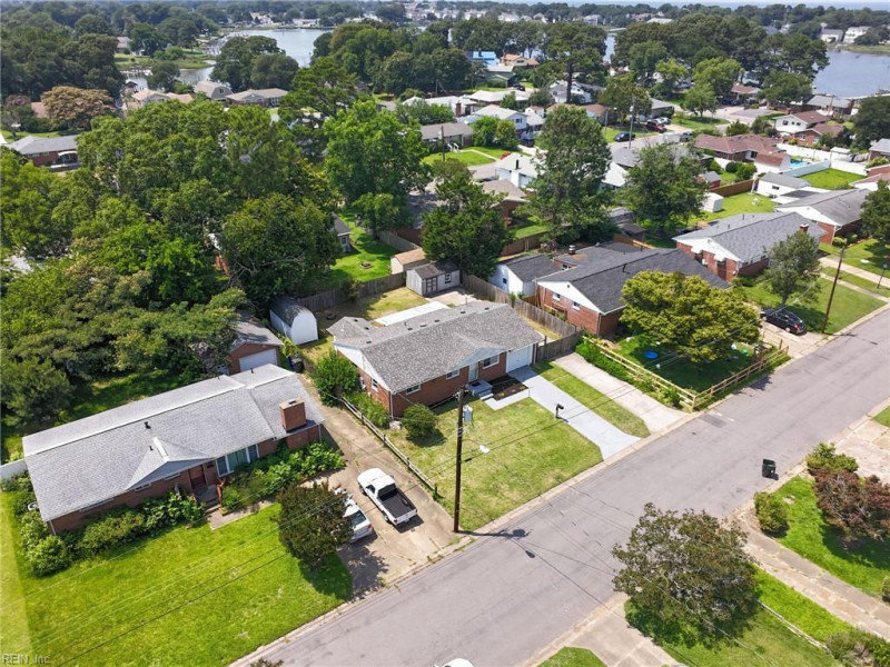 Photo 29 of 33 residential for sale in Norfolk virginia Photo 29 of 33 residential for sale in Norfolk virginia