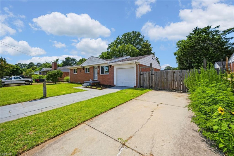 Photo 4 of 33 residential for sale in Norfolk virginia Photo 4 of 33 residential for sale in Norfolk virginia