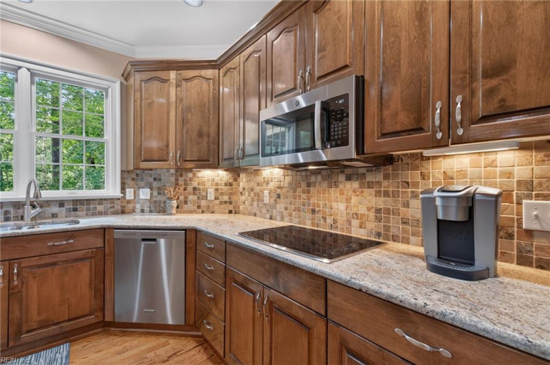Photo 14 of 50 residential for sale in Isle of Wight County virginia