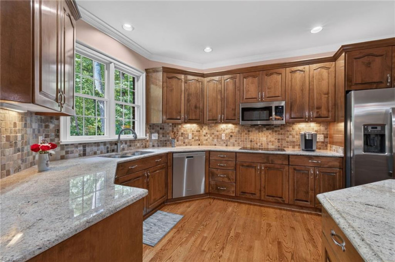 Photo 16 of 50 residential for sale in Isle of Wight County virginia